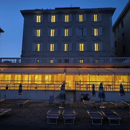 Hotel Savoy Varraze Exterior foto